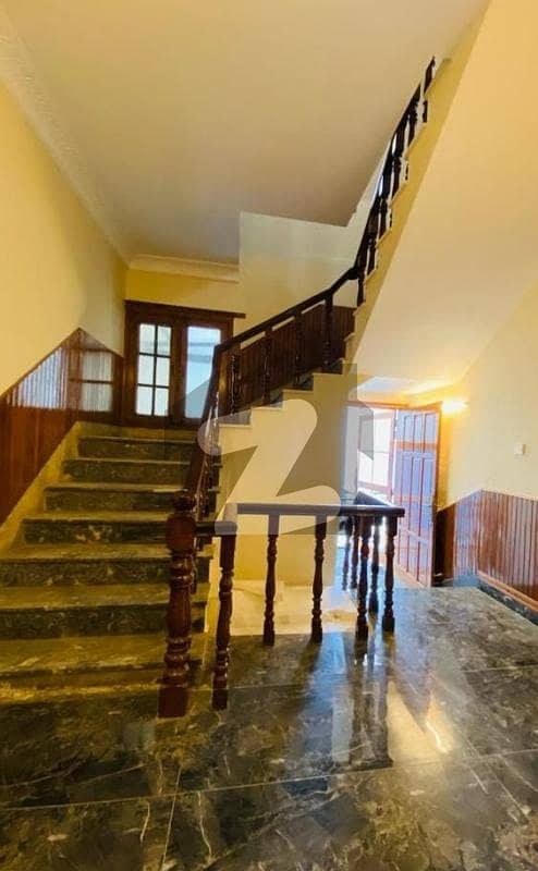 Spacious Upper Portion for Rent in F-10