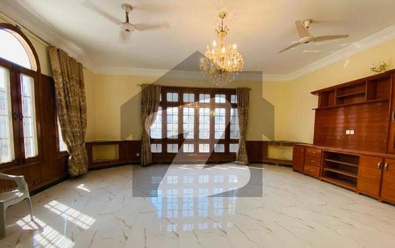 Spacious Upper Portion For Rent In F-10 Spacious Upper Portion For Rent In F-10