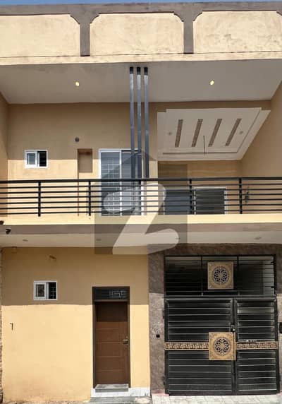 بخاری ولاز ایم اے جناح روڈ,ملتان میں 3 کمروں کا 8 مرلہ مکان 80.0 لاکھ میں برائے فروخت۔