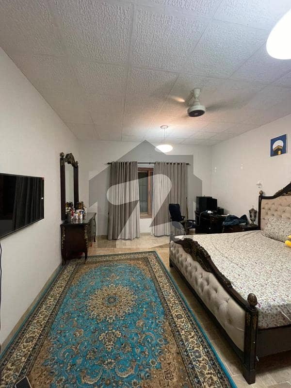 CREAM LOCATION SPACIOUS HOUSE FOR FAMILY LIVING CREAM LOCATION SPACIOUS HOUSE FOR FAMILY LIVING