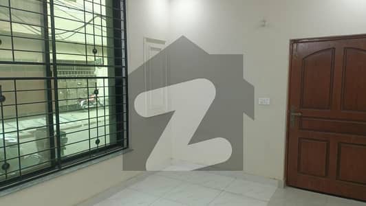 Silent Office + Clinic +Family Other 4 Bed 2 Kitchen 2 Tvl. Drawing Room Tares Roof 5 Washroom Store Room Washing Area Silent Office + Clinic +Family Other 4 Bed 2 Kitchen 2 Tvl. Drawing Room Tares Roof 5 Washroom Store Room Washing Area