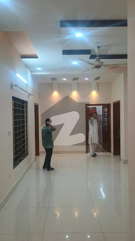 جی ۔ 13 اسلام آباد میں 3 کمروں کا 14 مرلہ زیریں پورشن 1.5 لاکھ میں کرایہ پر دستیاب ہے۔