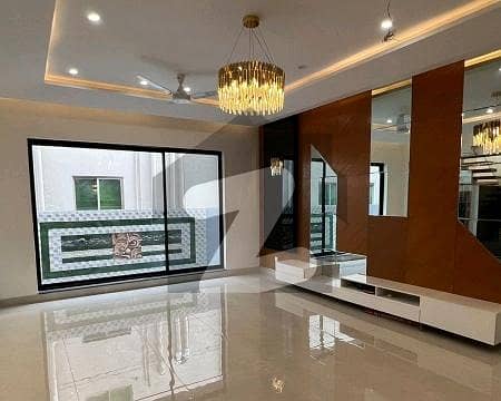 Ideally Located House For rent In Gulberg Available Ideally Located House For rent In Gulberg Available