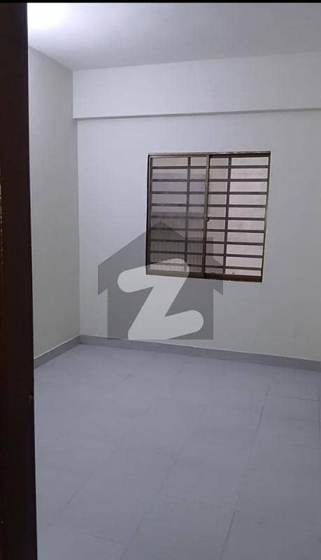 2 Bad Lounge Available For Rent