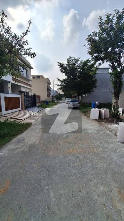 5 Marla Residential Corner Plot For Sale in DHA 9 Town Lahore 5 Marla Residential Corner Plot For Sale in DHA 9 Town Lahore