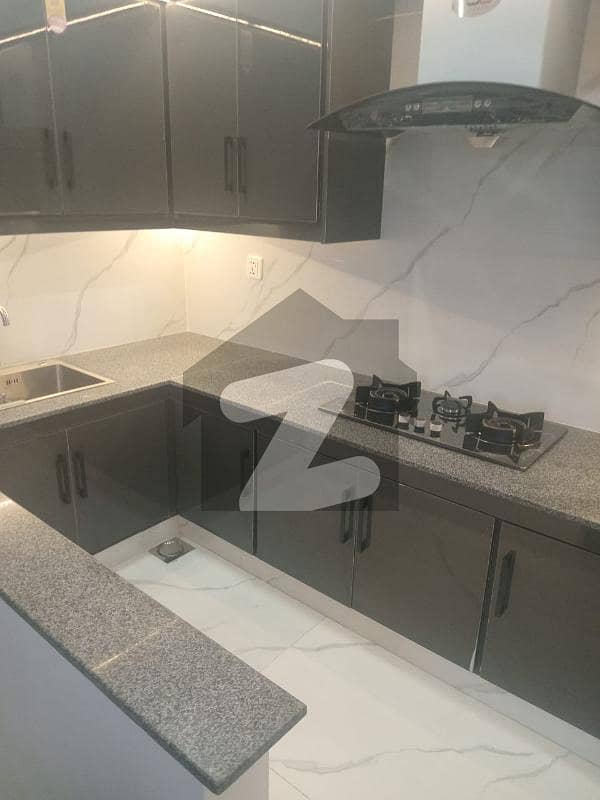 10 Marla Solid Construction House For Sole 10 Marla Solid Construction House For Sole