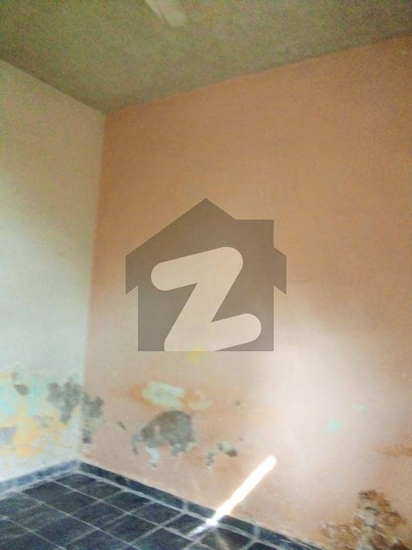 2 Room Government Quater For Rent In G-6 2 Room Government Quater For Rent In G-6