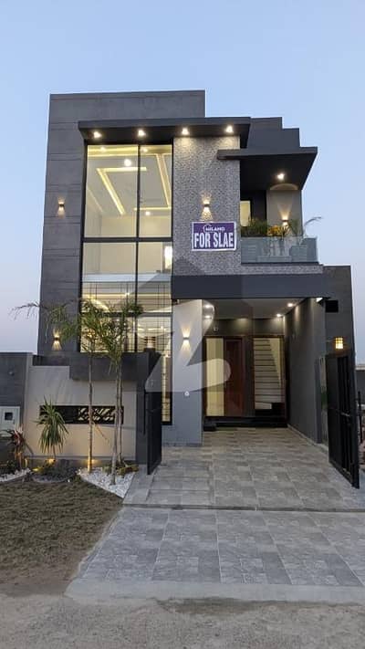 پیراگون سٹی لاہور میں 3 کمروں کا 5 مرلہ مکان 2.25 کروڑ میں برائے فروخت۔ پیراگون سٹی لاہور میں 3 کمروں کا 5 مرلہ مکان 2.25 کروڑ میں برائے فروخت۔