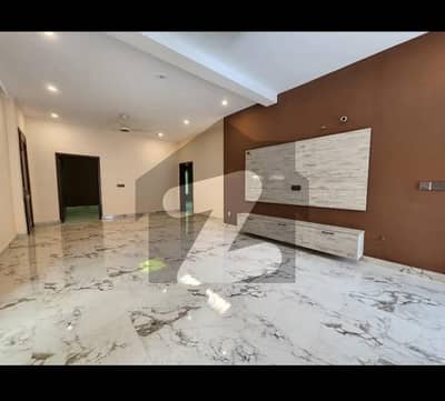 ائیر ایوینیو ۔ بلاک ایل ڈی ایچ اے فیز 8 سابقہ ایئر ایوینیو,ڈی ایچ اے فیز 8,ڈی ایچ اے ڈیفینس,لاہور میں 5 کمروں کا 1 کنال بالائی پورشن 3.0 لاکھ میں کرایہ پر دستیاب ہے۔ ائیر ایوینیو ۔ بلاک ایل ڈی ایچ اے فیز 8 سابقہ ایئر ایوینیو,ڈی ایچ اے فیز 8,ڈی ایچ اے ڈیفینس,لاہور میں 5 کمروں کا 1 کنال بالائی پورشن 3.0 لاکھ میں کرایہ پر دستیاب ہے۔