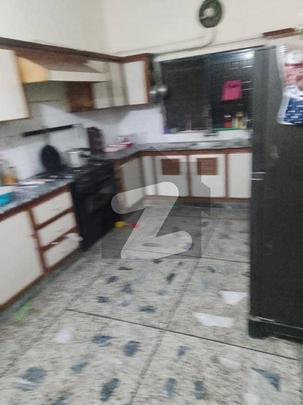 سیٹیلائیٹ ٹاؤن راولپنڈی میں 2 کمروں کا 8 مرلہ زیریں پورشن 45.0 ہزار میں کرایہ پر دستیاب ہے۔