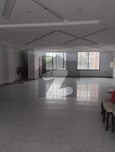 for rent commercial attach bathroom office main street Surahe Chunk for rent commercial attach bathroom office main street Surahe Chunk