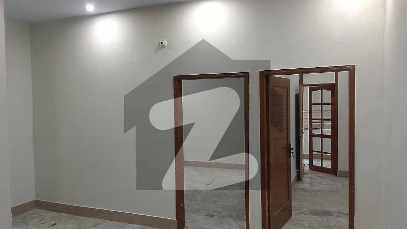 اختر کالونی جمشید ٹاؤن,کراچی میں 2 کمروں کا 4 مرلہ فلیٹ 80.0 لاکھ میں برائے فروخت۔