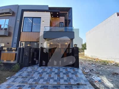 پام سٹی فیروزپور روڈ,لاہور میں 4 کمروں کا 5 مرلہ مکان 2.05 کروڑ میں برائے فروخت۔ پام سٹی فیروزپور روڈ,لاہور میں 4 کمروں کا 5 مرلہ مکان 2.05 کروڑ میں برائے فروخت۔