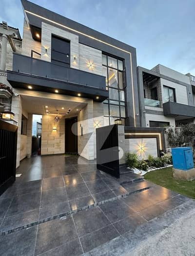 ڈی ایچ اے 9 ٹاؤن ڈیفنس (ڈی ایچ اے),لاہور میں 4 کمروں کا 5 مرلہ مکان 78.0 ہزار میں کرایہ پر دستیاب ہے۔ ڈی ایچ اے 9 ٹاؤن ڈیفنس (ڈی ایچ اے),لاہور میں 4 کمروں کا 5 مرلہ مکان 78.0 ہزار میں کرایہ پر دستیاب ہے۔