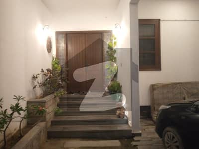 ڈی ایچ اے فیز 8 - زون اے ڈی ایچ اے فیز 8,ڈی ایچ اے ڈیفینس,کراچی میں 6 کمروں کا 1 کنال مکان 13.7 کروڑ میں برائے فروخت۔ ڈی ایچ اے فیز 8 - زون اے ڈی ایچ اے فیز 8,ڈی ایچ اے ڈیفینس,کراچی میں 6 کمروں کا 1 کنال مکان 13.7 کروڑ میں برائے فروخت۔