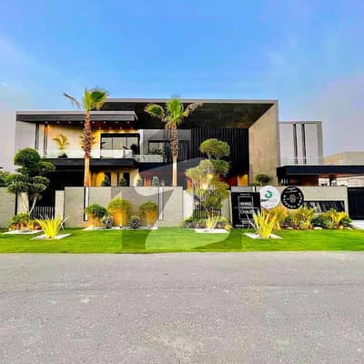 DHA Phase 6 Ultra Luxury 2 Kanal Modern Bunglow by Mazher Munir| A+ Construction Quality | Iconic Design | Hot Prime Location | Masterpiece of Elegance | 100% Original Deal | A Dream Home for Elite Living