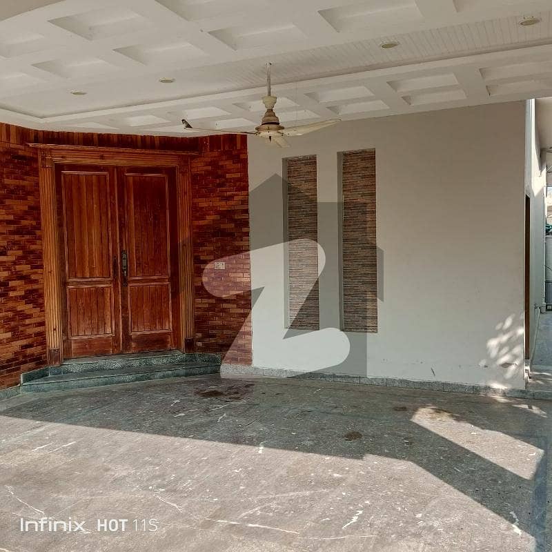 Neat And Clean House Available For Rent Neat And Clean House Available For Rent