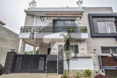 پیراگون سٹی لاہور میں 3 کمروں کا 5 مرلہ مکان 1.89 کروڑ میں برائے فروخت۔