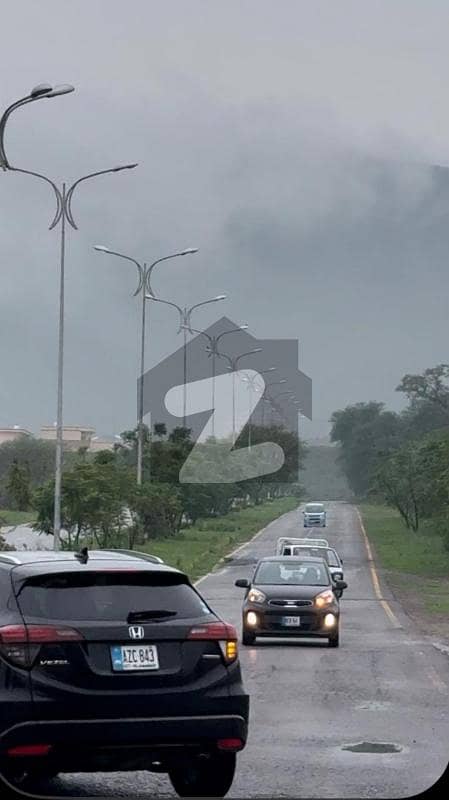 ڈی ۔ 12/4 ڈی ۔ 12,اسلام آباد میں 1 کنال رہائشی پلاٹ 12.75 کروڑ میں برائے فروخت۔