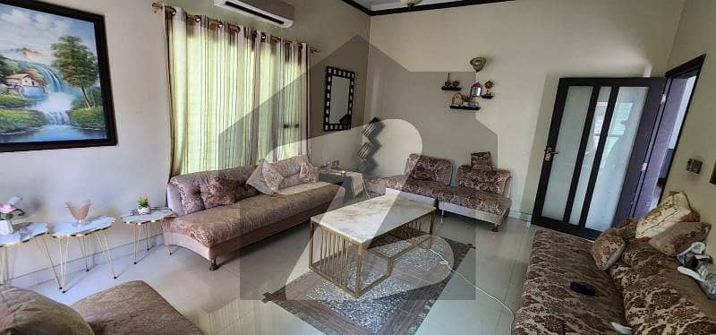 ڈی ایچ اے فیز 7 ایکسٹینشن ڈی ایچ اے ڈیفینس,کراچی میں 4 کمروں کا 10 مرلہ مکان 7.6 کروڑ میں برائے فروخت۔ ڈی ایچ اے فیز 7 ایکسٹینشن ڈی ایچ اے ڈیفینس,کراچی میں 4 کمروں کا 10 مرلہ مکان 7.6 کروڑ میں برائے فروخت۔