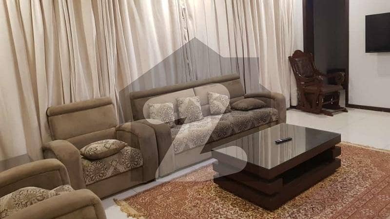 ایف ۔ 6 اسلام آباد میں 2 کمروں کا 1 کنال بالائی پورشن 1.8 لاکھ میں کرایہ پر دستیاب ہے۔