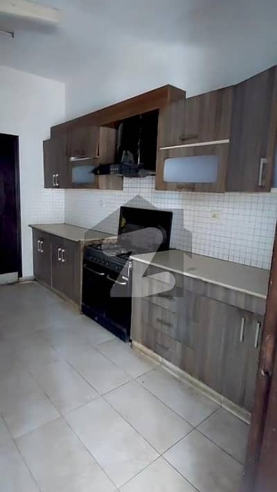 عسکری 11 عسکری,لاہور میں 3 کمروں کا 10 مرلہ فلیٹ 1.22 لاکھ میں کرایہ پر دستیاب ہے۔ عسکری 11 عسکری,لاہور میں 3 کمروں کا 10 مرلہ فلیٹ 1.22 لاکھ میں کرایہ پر دستیاب ہے۔