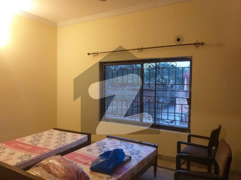 چکلالہ سکیم 3 چکلالہ سکیم,راولپنڈی میں 2 کمروں کا 10 مرلہ زیریں پورشن 40.0 ہزار میں کرایہ پر دستیاب ہے۔ چکلالہ سکیم 3 چکلالہ سکیم,راولپنڈی میں 2 کمروں کا 10 مرلہ زیریں پورشن 40.0 ہزار میں کرایہ پر دستیاب ہے۔