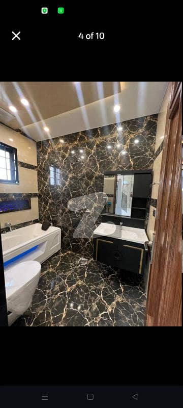 10 Marla upper portion available for rent in wapda town 10 Marla upper portion available for rent in wapda town