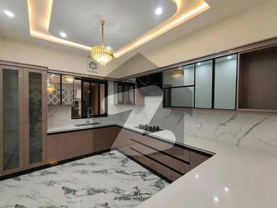 بحریہ ٹاؤن فیز 8 بحریہ ٹاؤن راولپنڈی,راولپنڈی میں 5 کمروں کا 7 مرلہ مکان 2.4 کروڑ میں برائے فروخت۔ بحریہ ٹاؤن فیز 8 بحریہ ٹاؤن راولپنڈی,راولپنڈی میں 5 کمروں کا 7 مرلہ مکان 2.4 کروڑ میں برائے فروخت۔