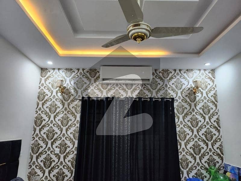 10 MARLA BEAUTIFUL HOUSE for rent