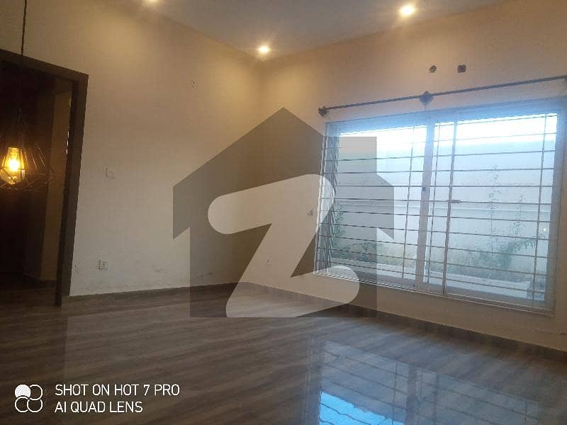 Sector C Kanal House House For Rent
