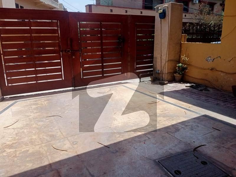 ای ۔ 11/2 ای ۔ 11,اسلام آباد میں 4 کمروں کا 6 مرلہ مکان 1.75 لاکھ میں کرایہ پر دستیاب ہے۔