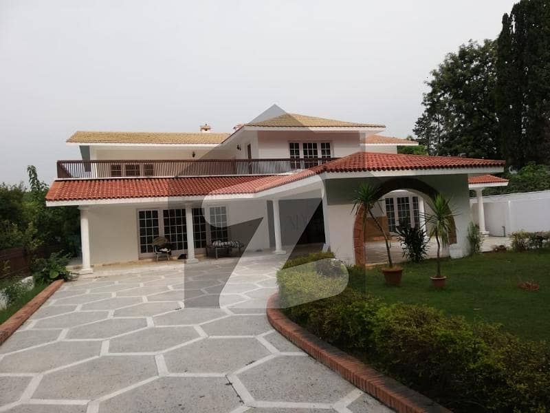 ایف ۔ 7 اسلام آباد میں 7 کمروں کا 2 کنال مکان 12.0 لاکھ میں کرایہ پر دستیاب ہے۔