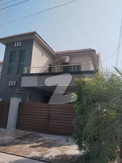 عسکری 11 عسکری,لاہور میں 3 کمروں کا 10 مرلہ مکان 1.3 لاکھ میں کرایہ پر دستیاب ہے۔ عسکری 11 عسکری,لاہور میں 3 کمروں کا 10 مرلہ مکان 1.3 لاکھ میں کرایہ پر دستیاب ہے۔