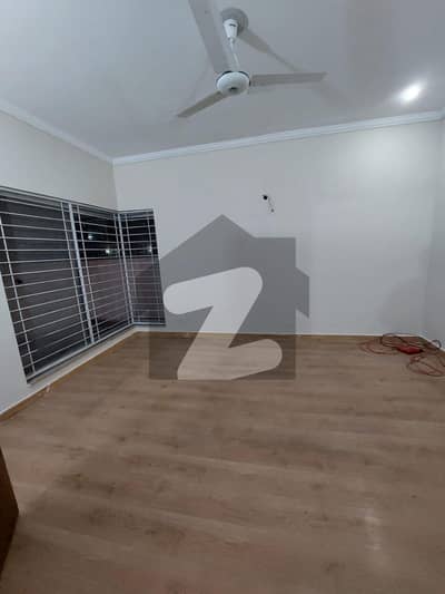 ڈیوائن گارڈنز لاہور میں 4 کمروں کا 10 مرلہ مکان 3.7 کروڑ میں برائے فروخت۔ ڈیوائن گارڈنز لاہور میں 4 کمروں کا 10 مرلہ مکان 3.7 کروڑ میں برائے فروخت۔