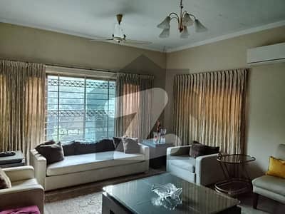 ڈی ایچ اے فیز 3 - بلاک ایکس فیز 3,ڈیفنس (ڈی ایچ اے),لاہور میں 6 کمروں کا 1 کنال مکان 7.2 کروڑ میں برائے فروخت۔ ڈی ایچ اے فیز 3 - بلاک ایکس فیز 3,ڈیفنس (ڈی ایچ اے),لاہور میں 6 کمروں کا 1 کنال مکان 7.2 کروڑ میں برائے فروخت۔