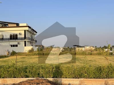 بحریہ انکلیو بحریہ ٹاؤن,اسلام آباد میں 1 کنال رہائشی پلاٹ 2.45 کروڑ میں برائے فروخت۔ بحریہ انکلیو بحریہ ٹاؤن,اسلام آباد میں 1 کنال رہائشی پلاٹ 2.45 کروڑ میں برائے فروخت۔