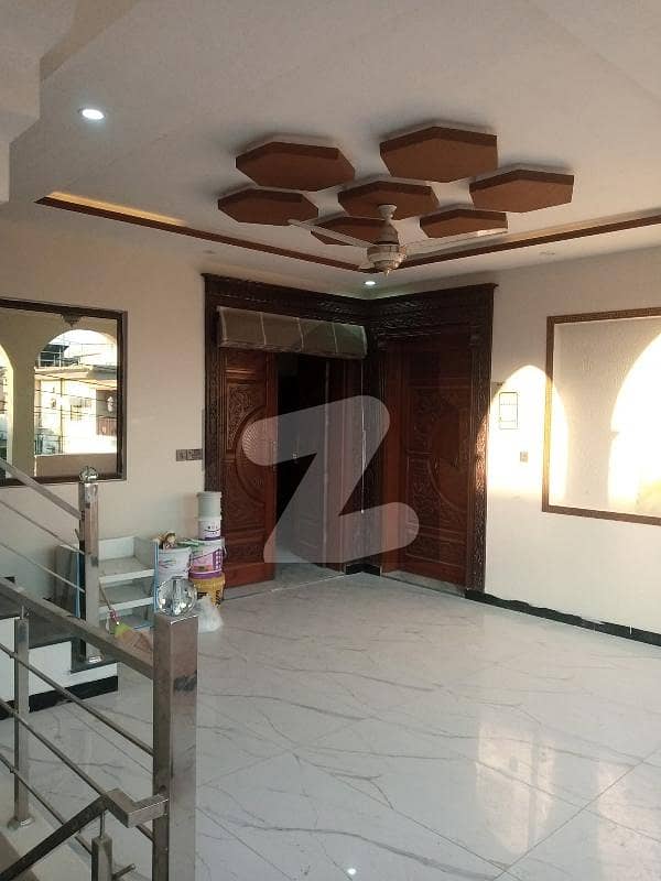 Upper Floor Available Upper Floor Available