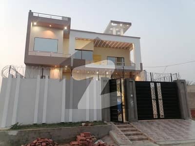 ایلیٹ ٹاؤن لاہور میں 5 کمروں کا 10 مرلہ مکان 1.65 کروڑ میں برائے فروخت۔ ایلیٹ ٹاؤن لاہور میں 5 کمروں کا 10 مرلہ مکان 1.65 کروڑ میں برائے فروخت۔