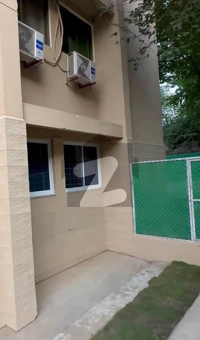 جی ۔ 11/3 جی ۔ 11,اسلام آباد میں 2 کمروں کا 4 مرلہ مکان 2.05 کروڑ میں برائے فروخت۔