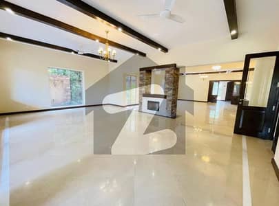 FOR RENT 1600 Sq Yard Renovated Triple Storey With Swimming Pool F_6/3