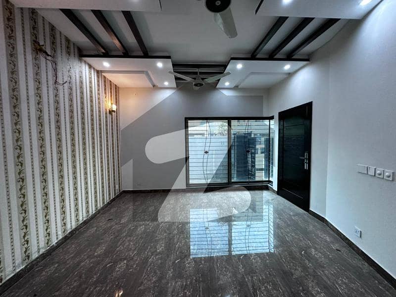 9.5 Marla House For Sale 9.5 Marla House For Sale