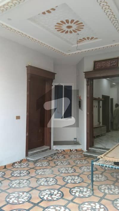 رشید آباد ملتان میں 4 کمروں کا 5 مرلہ مکان 1.5 کروڑ میں برائے فروخت۔