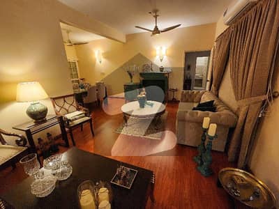 گلشنِ اقبال - بلاک 1 گلشنِ اقبال,گلشنِ اقبال ٹاؤن,کراچی میں 8 کمروں کا 10 مرلہ مکان 6.5 کروڑ میں برائے فروخت۔ گلشنِ اقبال - بلاک 1 گلشنِ اقبال,گلشنِ اقبال ٹاؤن,کراچی میں 8 کمروں کا 10 مرلہ مکان 6.5 کروڑ میں برائے فروخت۔