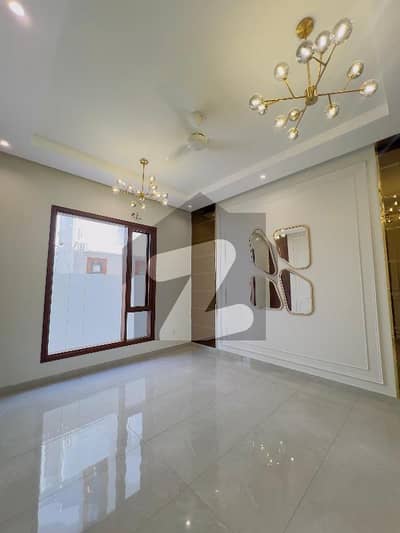 ڈی ایچ اے فیز 8 - زون اے ڈی ایچ اے فیز 8,ڈی ایچ اے ڈیفینس,کراچی میں 6 کمروں کا 1 کنال مکان 19.5 کروڑ میں برائے فروخت۔ ڈی ایچ اے فیز 8 - زون اے ڈی ایچ اے فیز 8,ڈی ایچ اے ڈیفینس,کراچی میں 6 کمروں کا 1 کنال مکان 19.5 کروڑ میں برائے فروخت۔