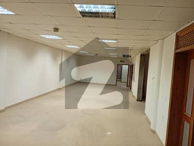 1 KANAL COMMERCIAL LOWER PORTION FOR RENT IN JOHAR TOW