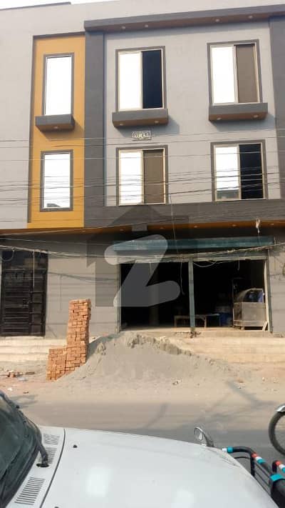 سلطان پورہ لاہور میں 7 مرلہ عمارت 3.5 لاکھ میں کرایہ پر دستیاب ہے۔