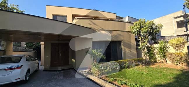 DOUBLE STORY 5 BED ROOMS HOUSE WITH 2 SERVANT QUARTERS