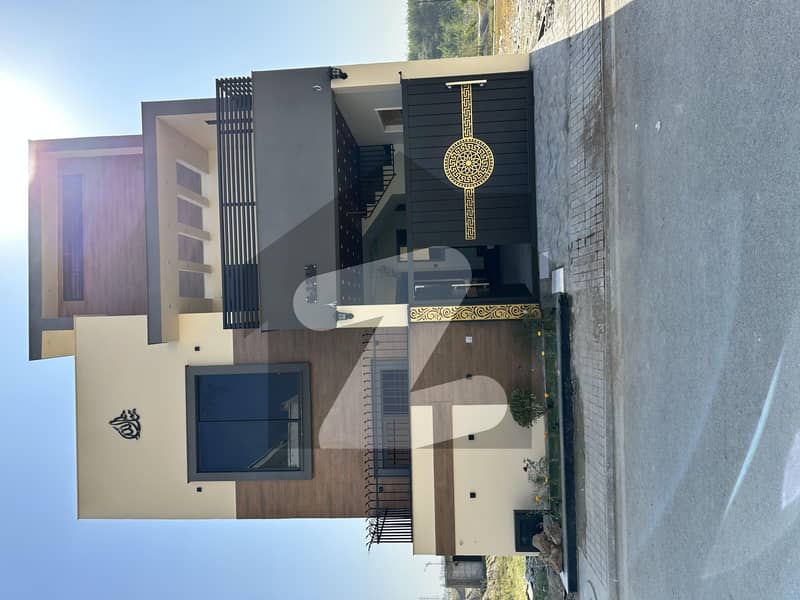 کوہستان انکلیو واہ کینٹ,واہ میں 4 کمروں کا 5 مرلہ مکان 1.98 کروڑ میں برائے فروخت۔