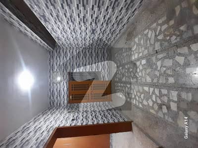 آئی ۔ 10/2 آئی ۔ 10,اسلام آباد میں 4 کمروں کا 6 مرلہ مکان 1.3 لاکھ میں کرایہ پر دستیاب ہے۔